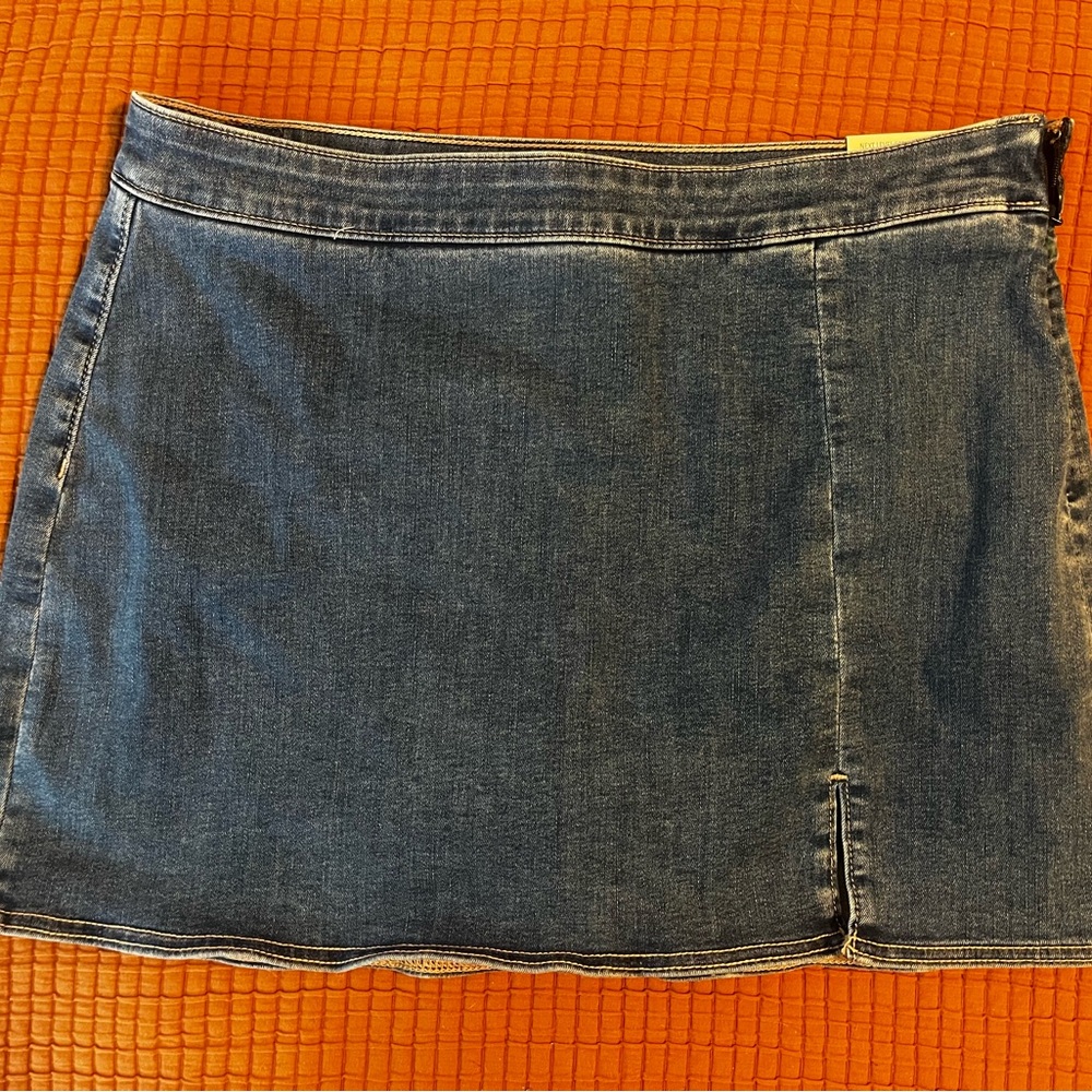 NWT American Eagle Outfitters Blue Denim Mini Skort